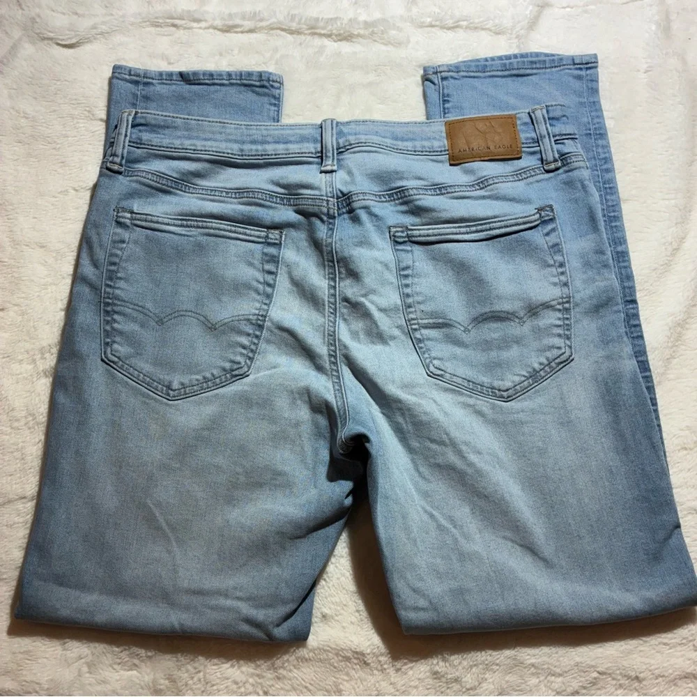 American Eagle Outfitters Men's Denim Blue Slim Straight Jeans Size 34/32 - Picture 3 of 5